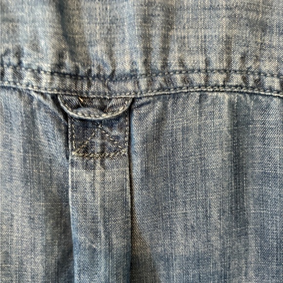 Talbots Denim Nautical Cottagecore Top With Button Detail On The Side Size M - Picture 9 of 11